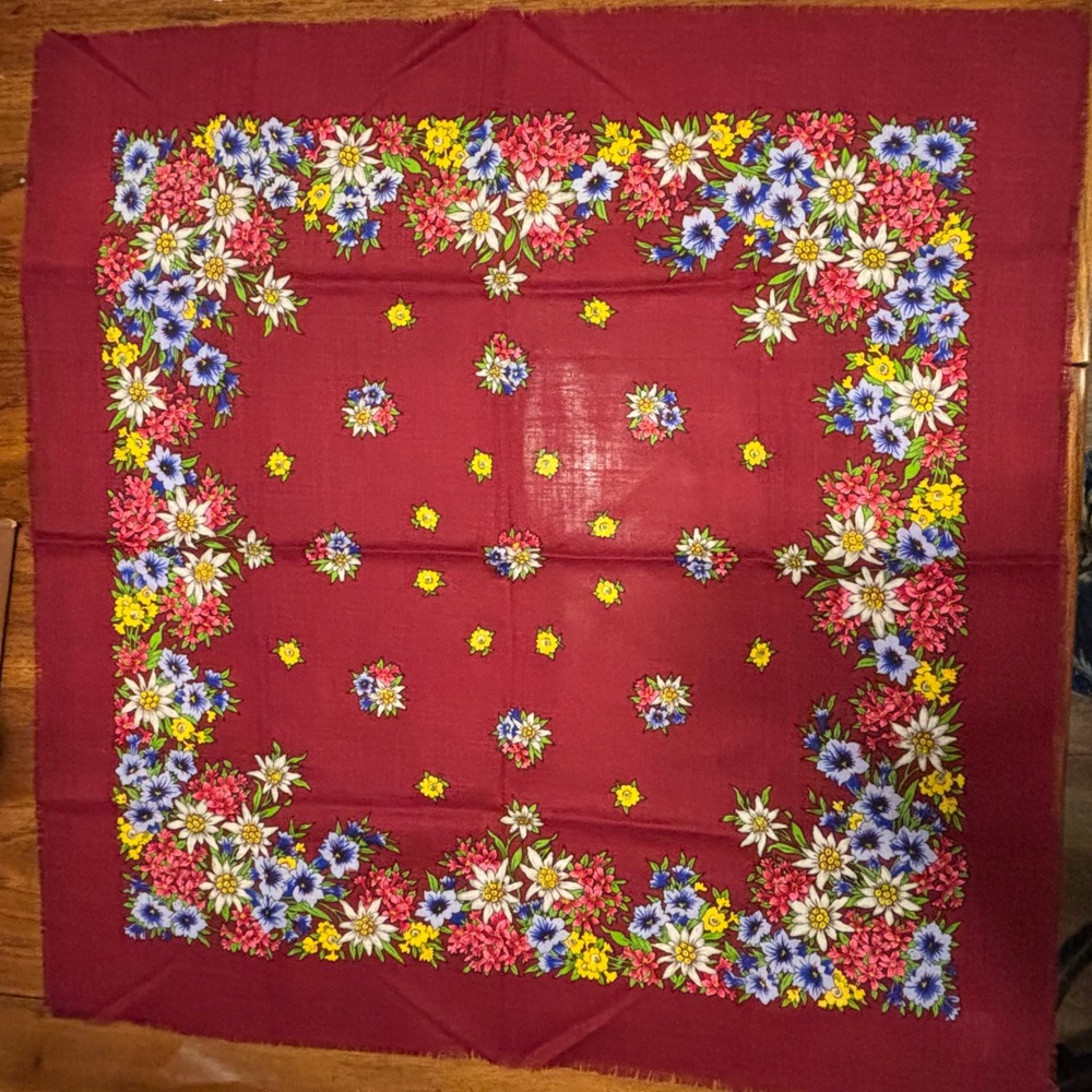 Vintage Burgundy Creations III Wool Floral Edelweiss Square Scarf Japan